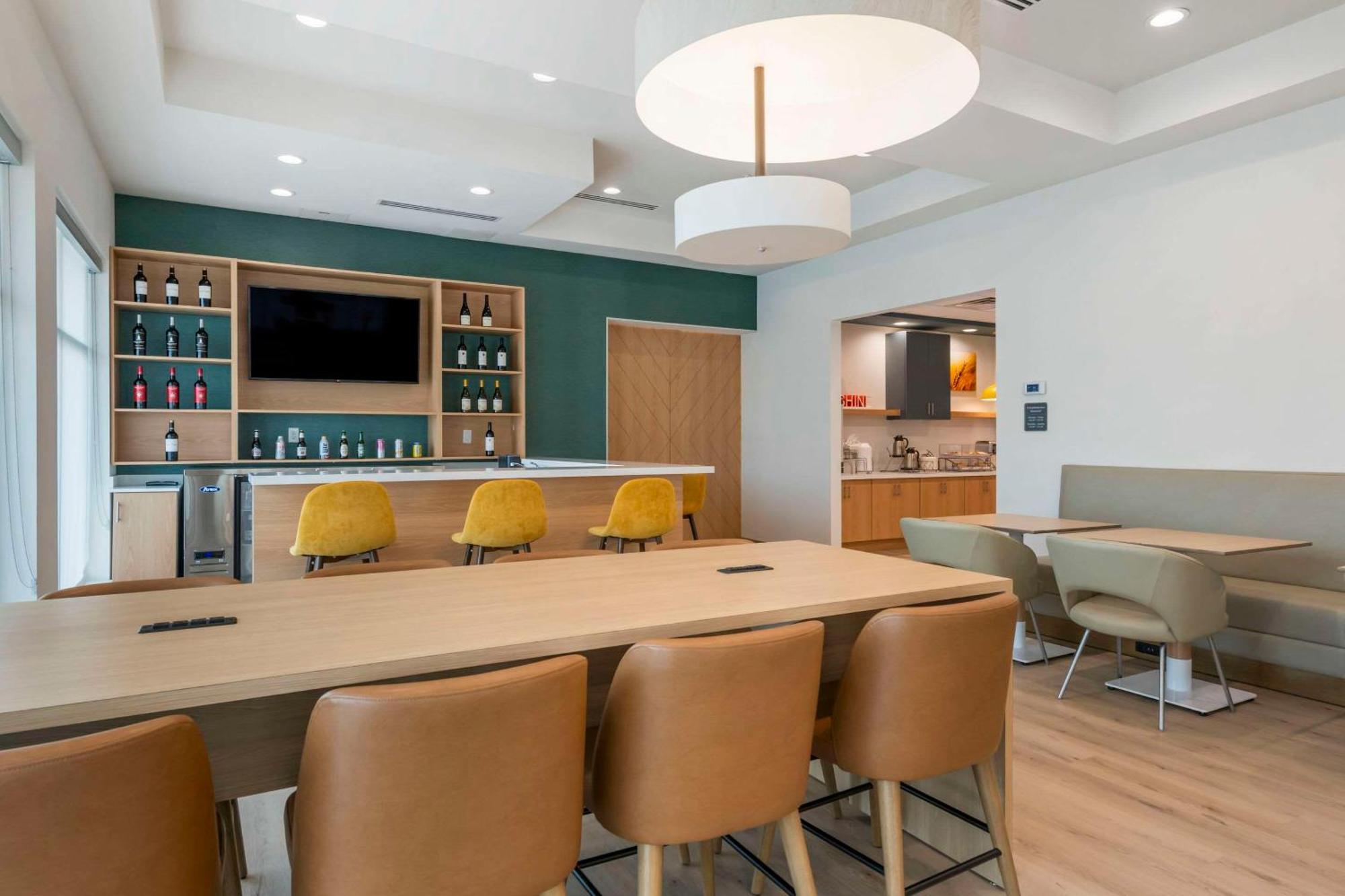Comfort Suites St Augustine Historic District Area セント・オーガスティン エクステリア 写真